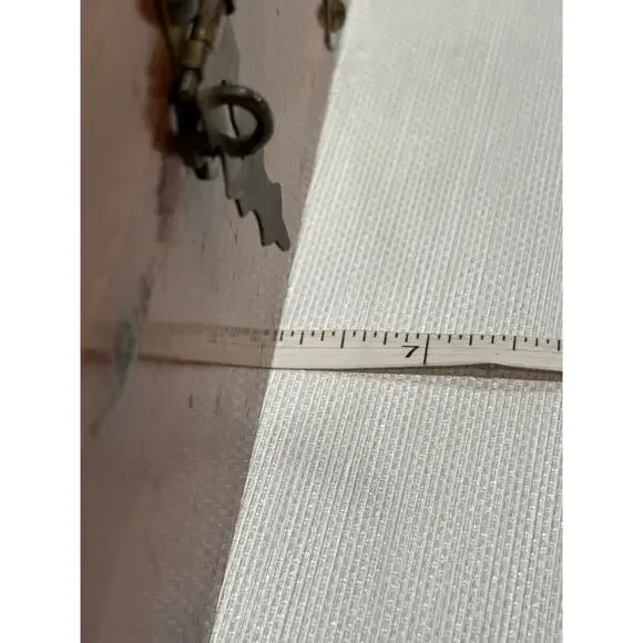 Vintage McGraw Box Company jewelry box, treasure chest w/ mirror blue lining - Picture 4 of 7